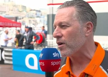 “There Can Only Be One”: Zak Brown’s Explosive Comment Sparks Civil War Between Norris and Piastri